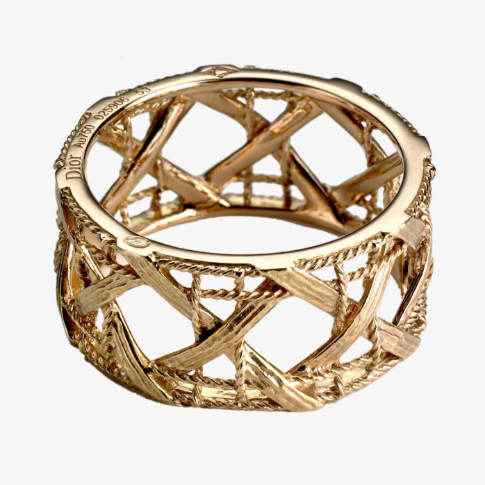 Dior黄金戒指